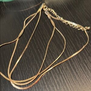 Elegant Gold Layered Necklace with Adjustable Clasp
